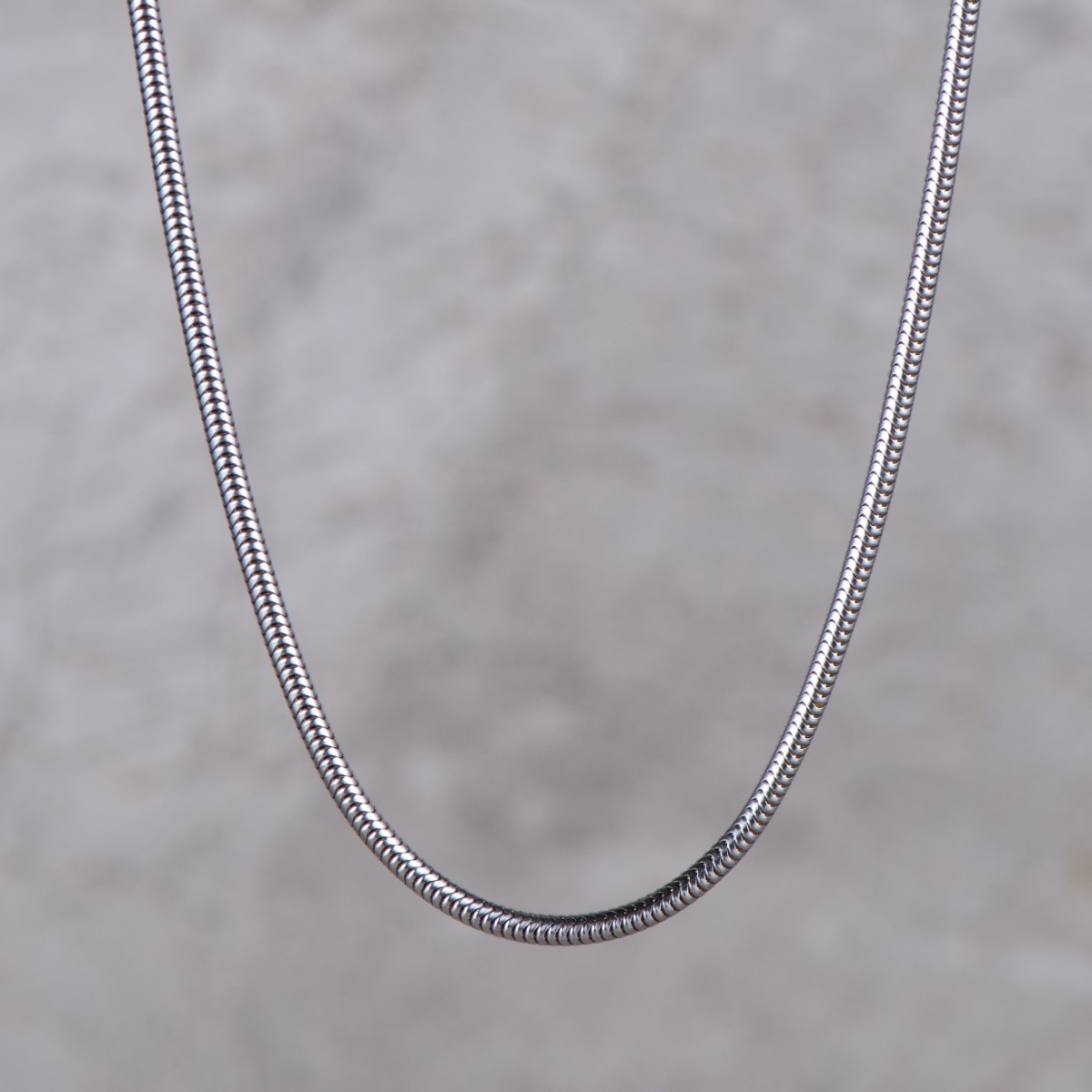 Product Image for Pre-Owned 18ct White Gold Snake Chain Necklace – 16" Solid Gold, 1.8mm, Sturdy Design