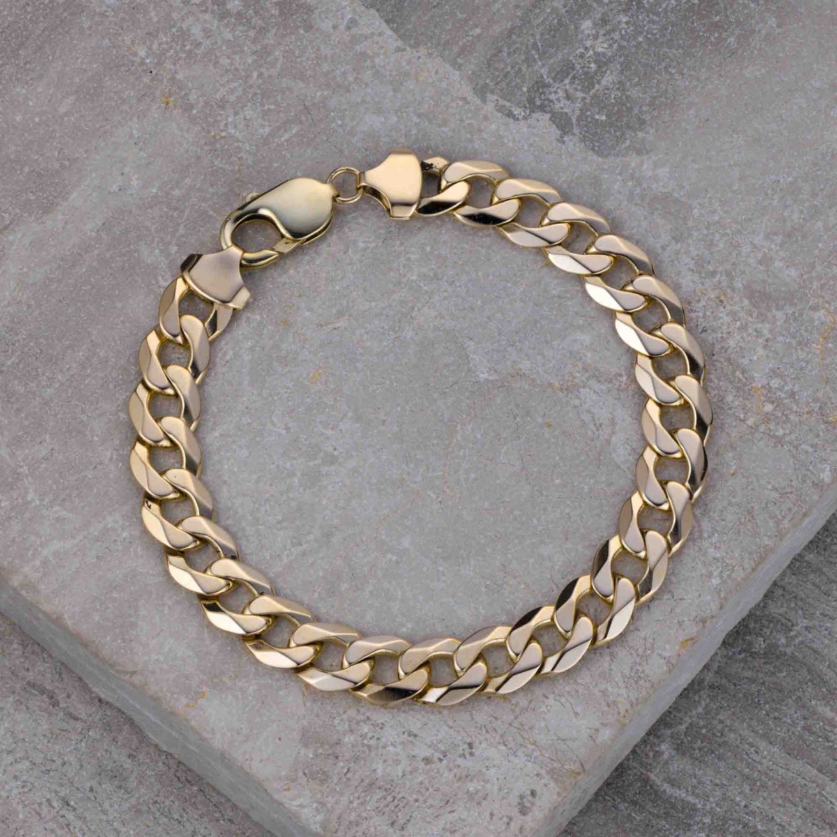 Product Image for Pre-Owned Italian 9ct Solid Yellow Gold Curb Bracelet - 9" - 10mm – Heavyweight & Sturdy - Mens