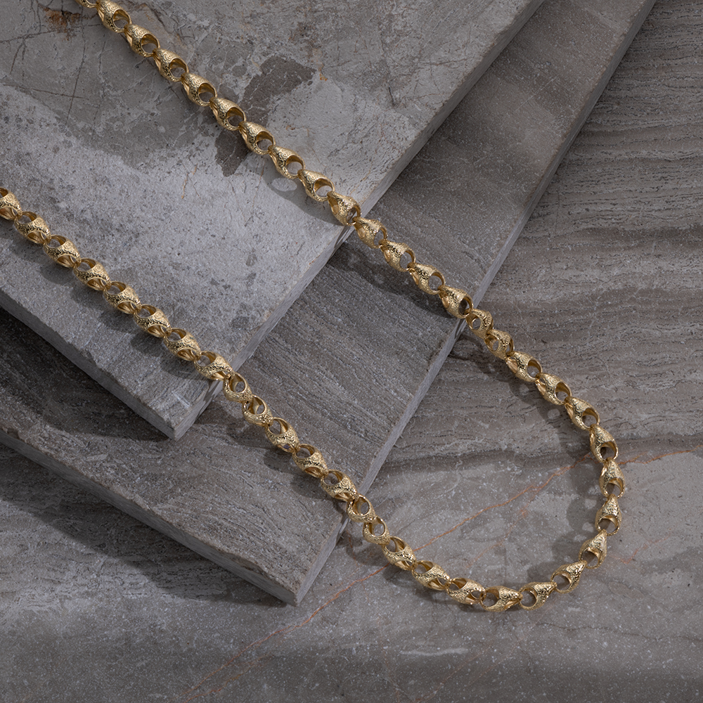 Product Image for 9ct Yellow Gold Solid Fully Patterned Acorn Link Chain - 7.5mm - 14"-16" - Kids / Babies
