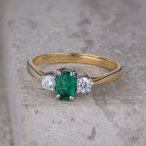 18ct Yellow Gold Emerald and Diamond Trilogy Ring, Vibrant Emerald, Size Q, 3.4g