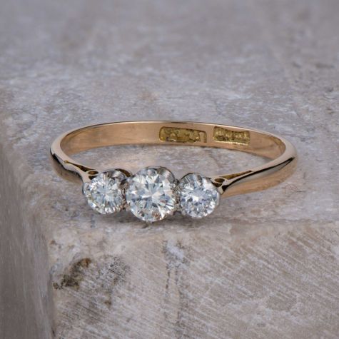 18ct Yellow Gold & Platinum Vintage Pre-Owned 0.36ct Diamond Trilogy Ring – Size M