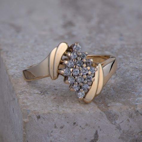 Vintage 14ct Gold Diamond Cluster Ring – 0.16ct Diamonds | Size M