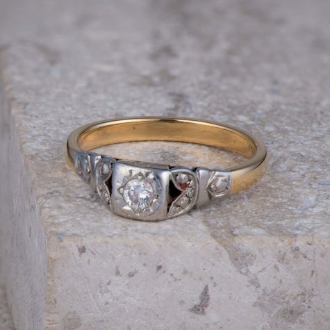 Vintage 18ct Gold & Platinum 0.10ct Diamond Solitaire Ring – Size N