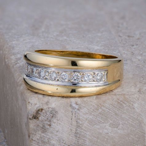 18ct Yellow Gold 0.36ct Diamond Preowned Heavy weight Half Eternity Ring – Size L