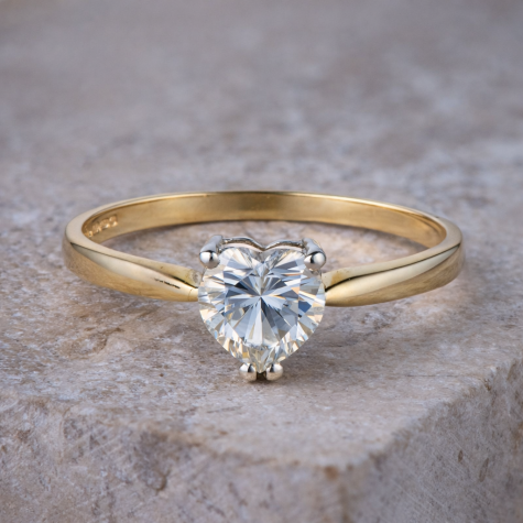 9ct Solid Gold 1ct Heart Cut Moissanite Solitaire Ring – Size V – 2.5g – 7mm Top