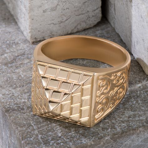 Solid 9ct Yellow Gold Pyramid Ring - British Made - 15mm Wide - Gents - Size Q-Z+3