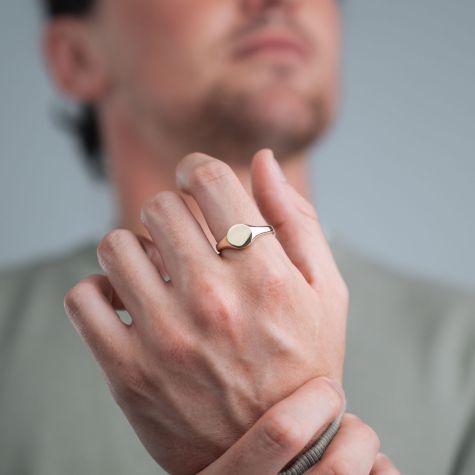 Solid 9ct Yellow Gold Round Signet Ring, British Made - 10mm Wide - Mens Size Q-V (Size 1)