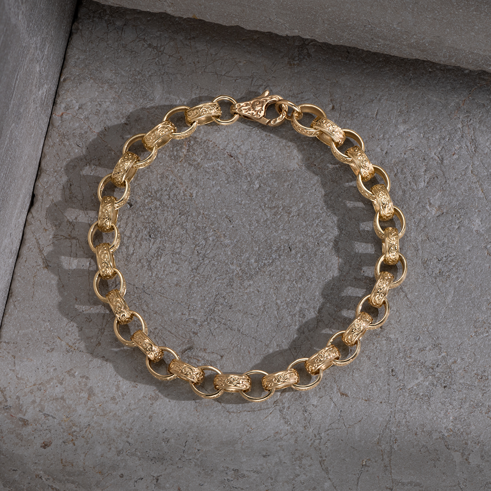 Product Image for 9ct Yellow Gold Solid Ornate Patterned Oval Belcher Bracelet - 8mm - 6.5" (Kids)