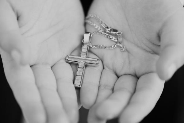 What Are The Best Jewellery Gifts For A Christening?