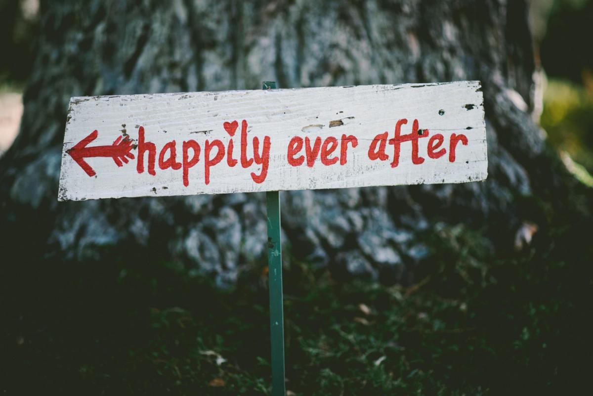 7 Cool Ways To Personalise Your Wedding