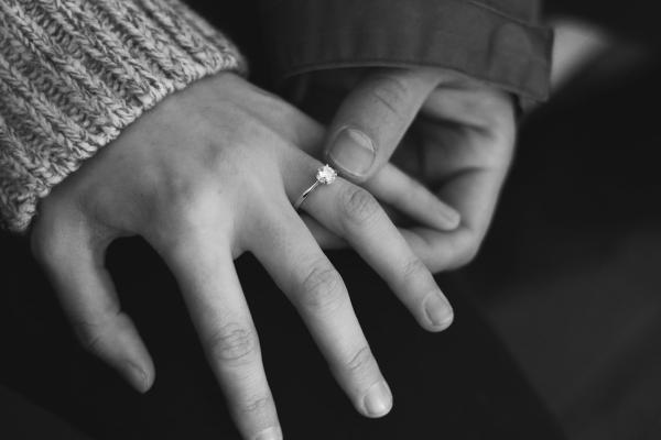7 Things To Consider When Buying An Engagement Ring